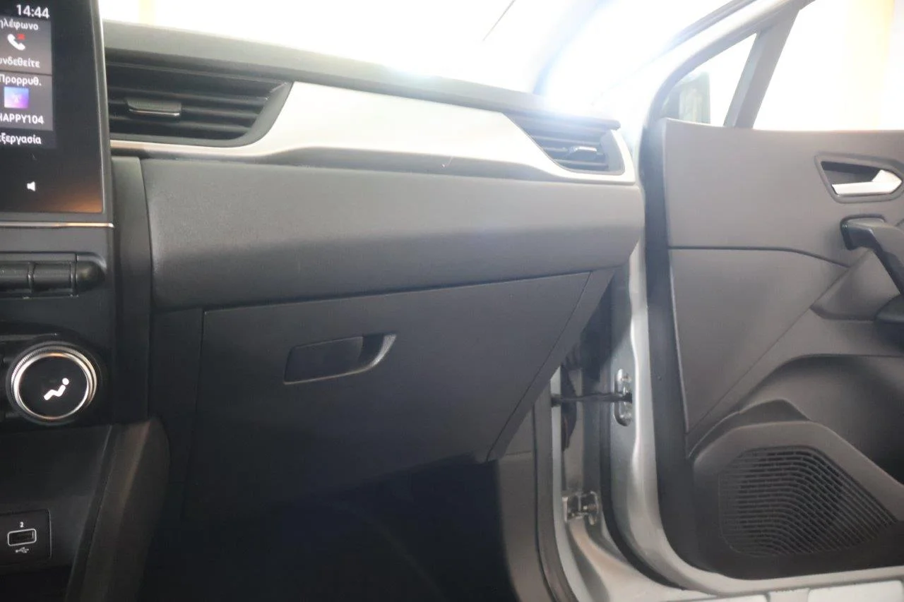 Renault Captur - View model 24