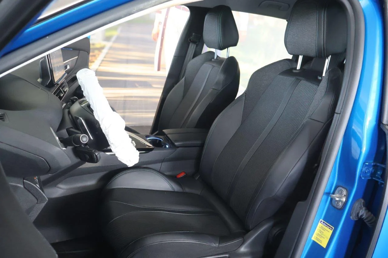 Peugeot 3008 - View model 25