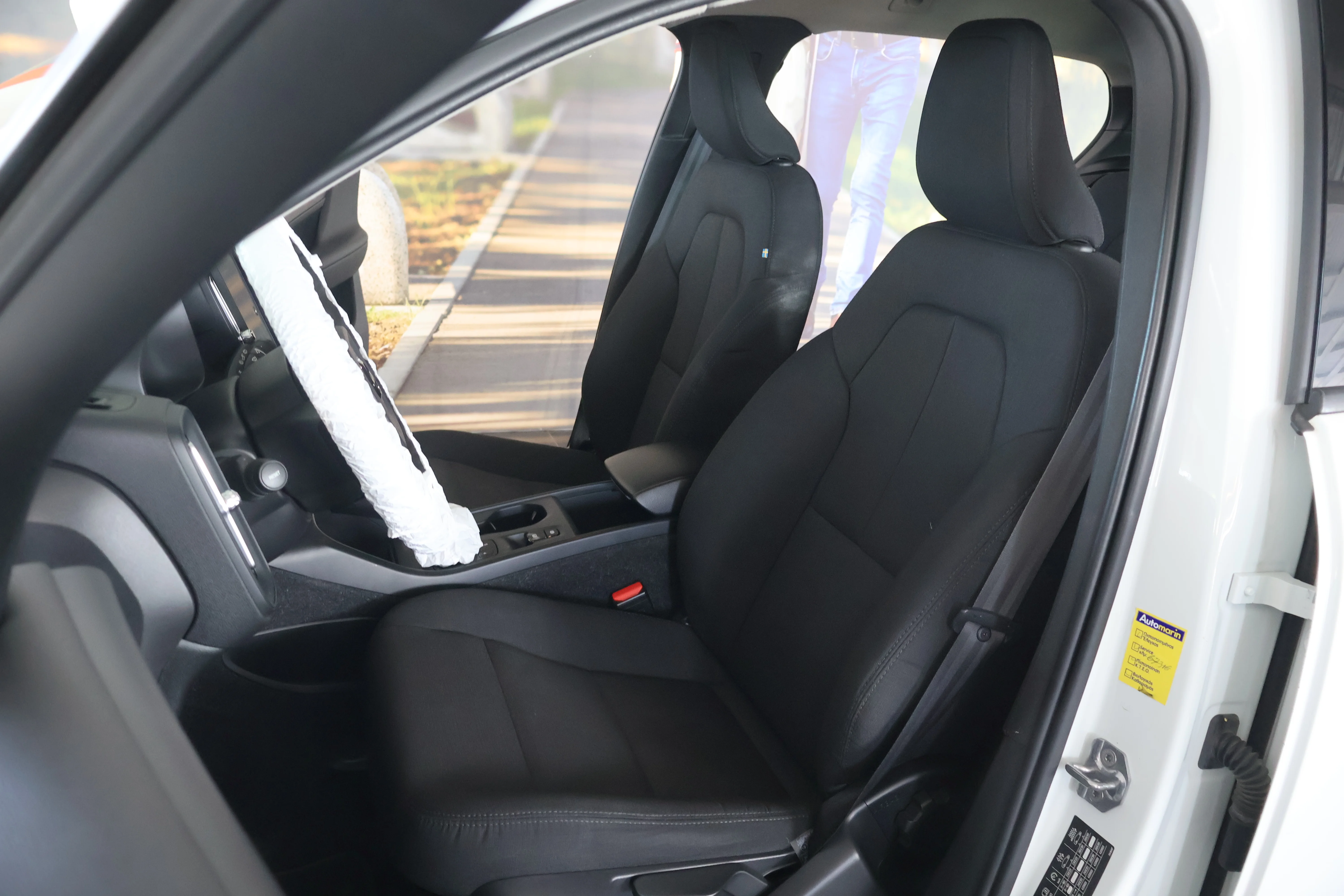 Volvo XC40 - View model 33