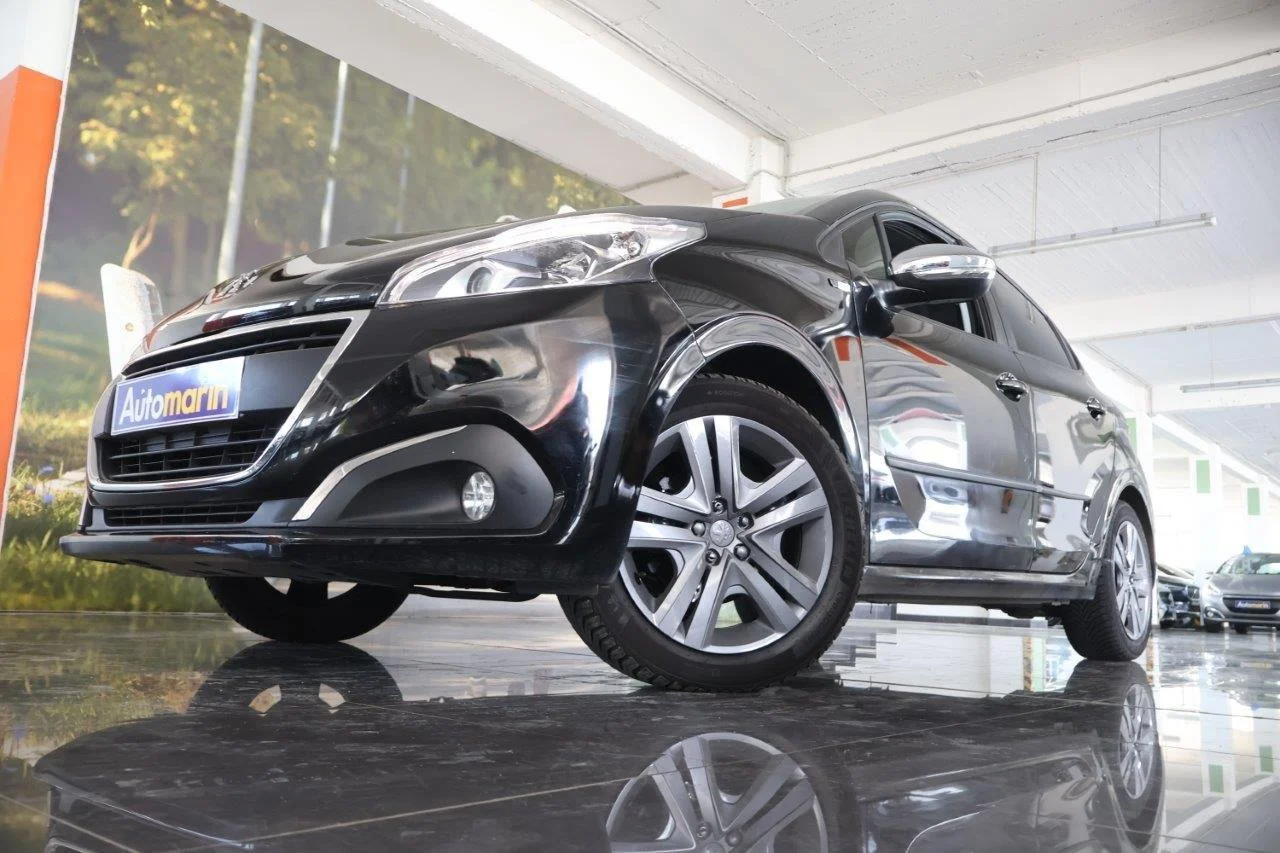 View 2 - Peugeot 208 - 2016