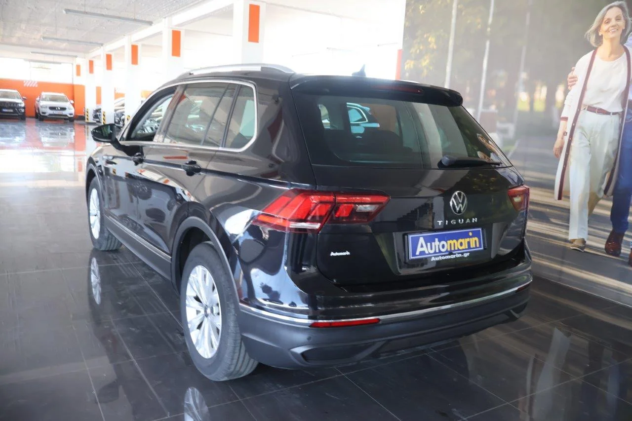 Volkswagen Tiguan - View model 6