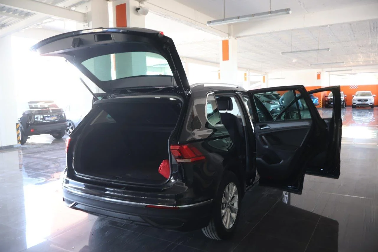 Volkswagen Tiguan - View model 7
