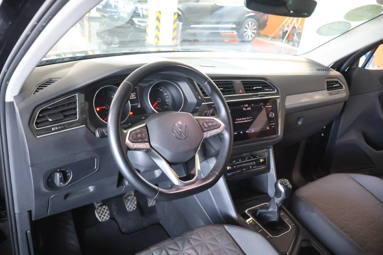 Volkswagen Tiguan - View model 21