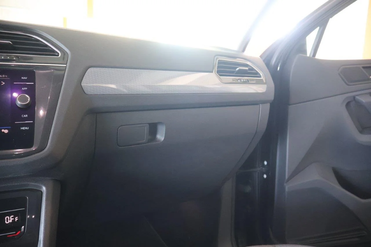 Volkswagen Tiguan - View model 23
