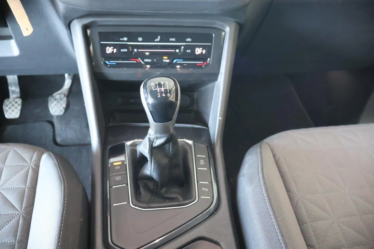 Volkswagen Tiguan - View model 24