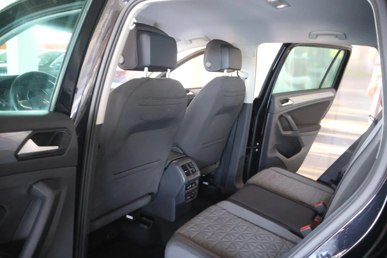 Volkswagen Tiguan - View model 28