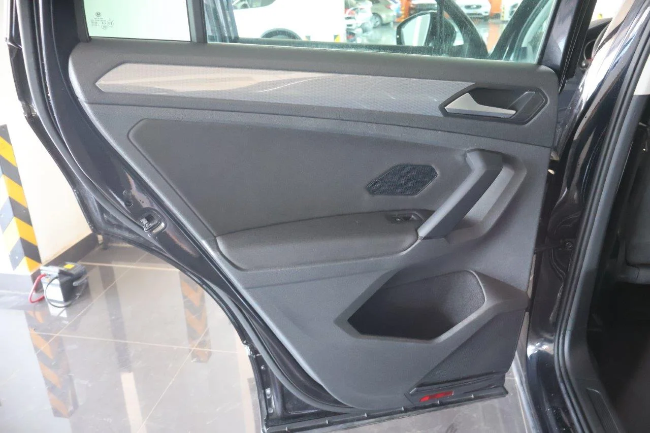 Volkswagen Tiguan - View model 30