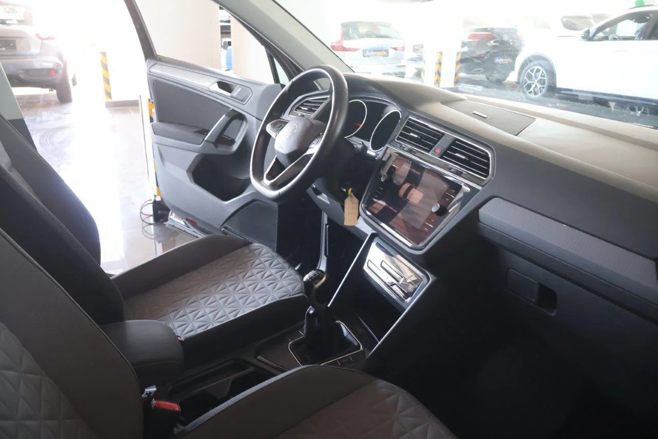 Volkswagen Tiguan - View model 34