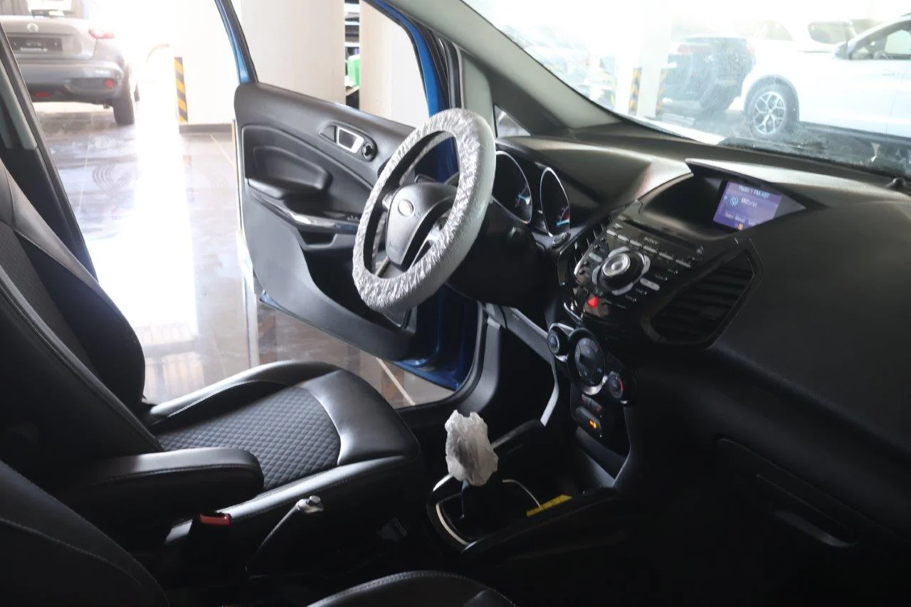 Ford EcoSport - View model 30