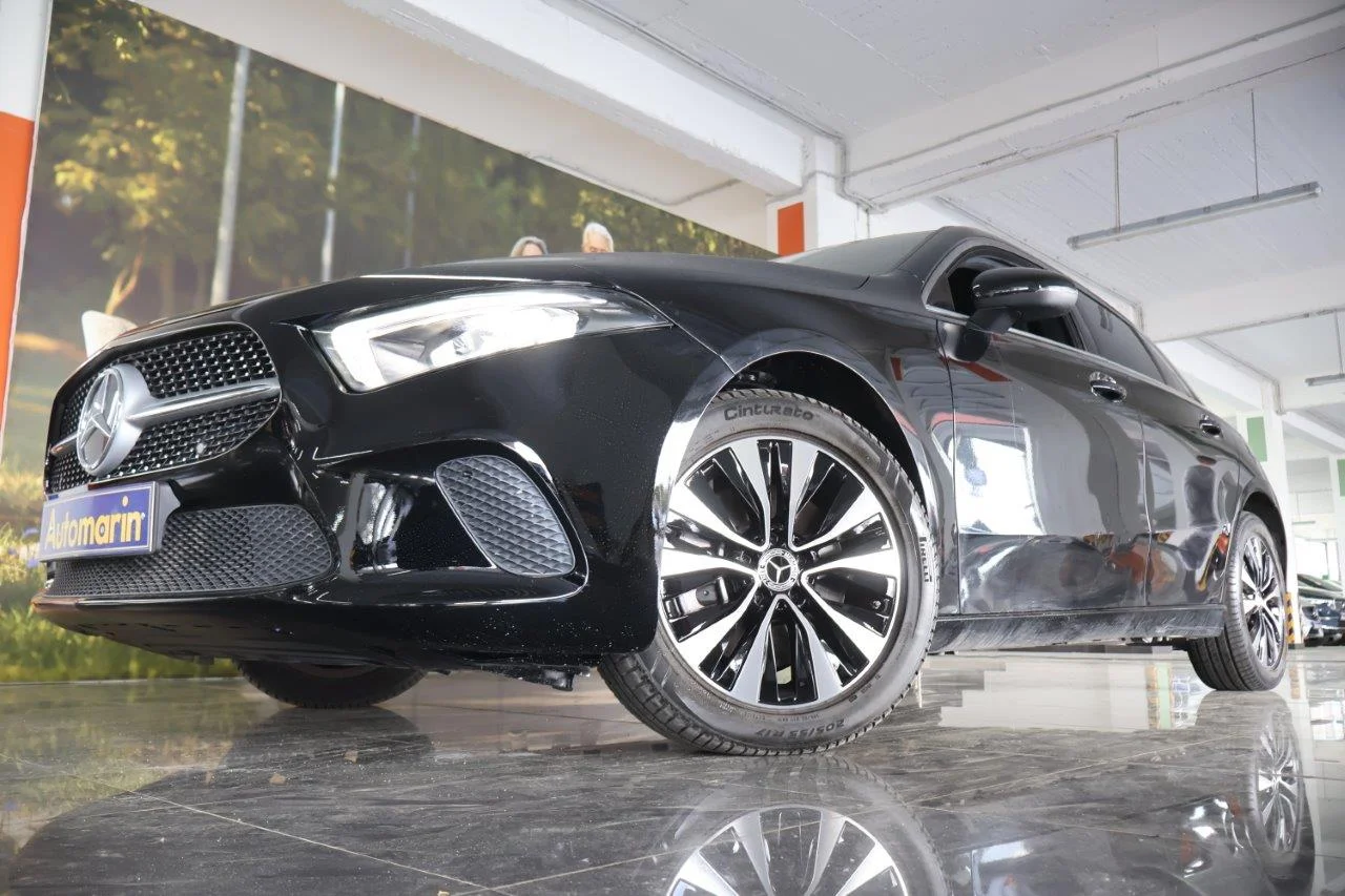 View 2 - Mercedes-Benz A 250 - 2023