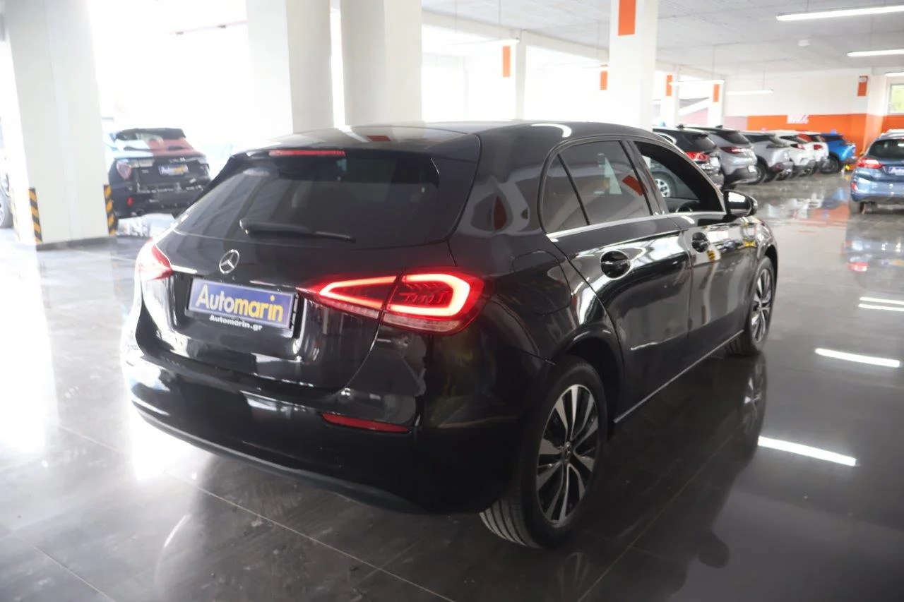 View 5 - Mercedes-Benz A 250 - 2023