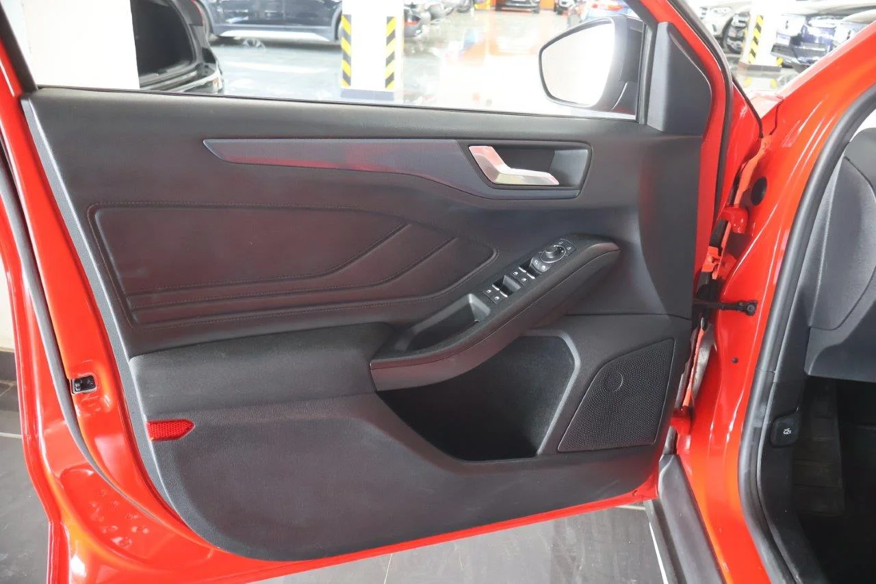Ford Focus - View model 24