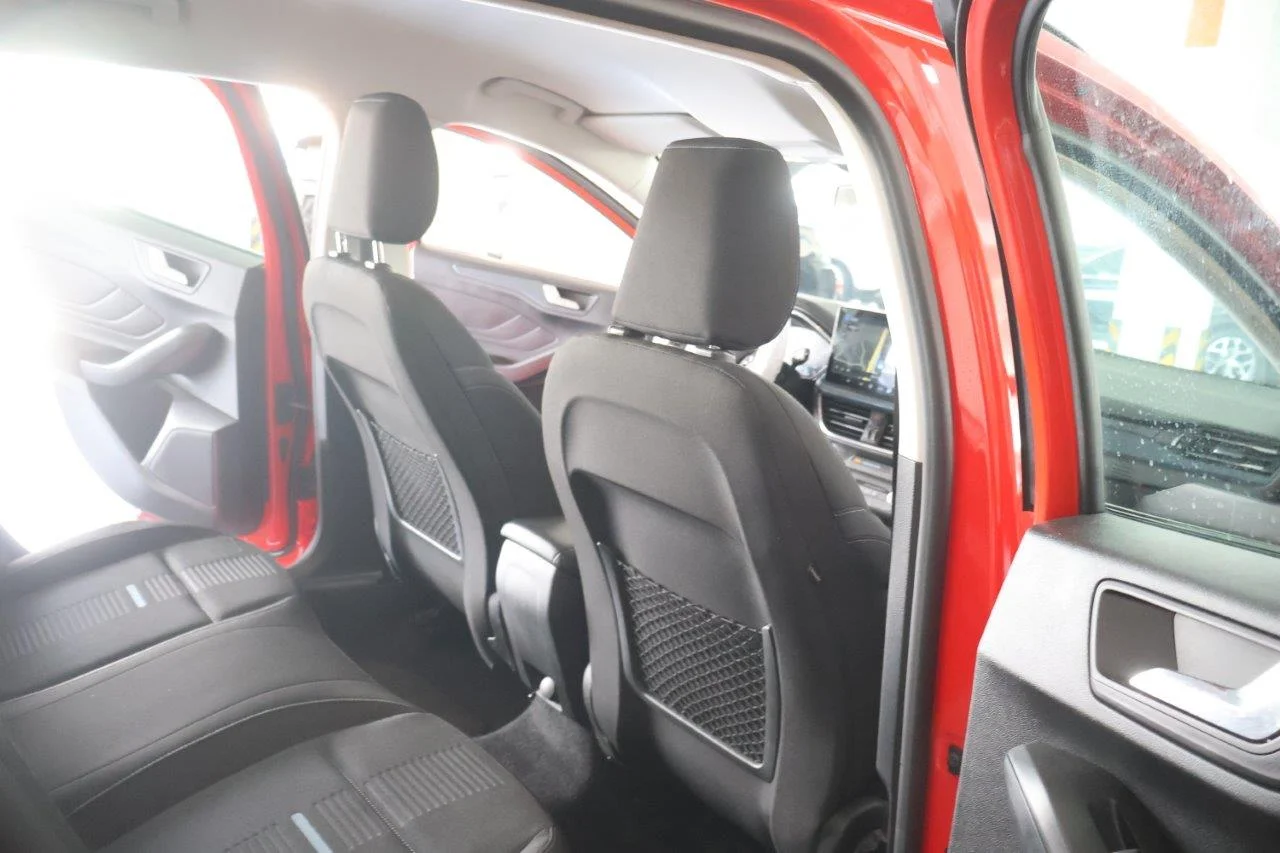 Ford Focus - View model 30