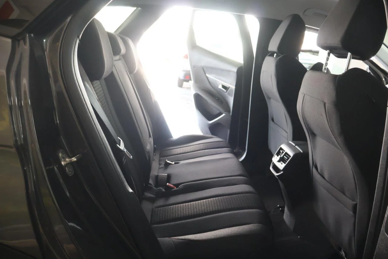 Peugeot 3008 - View model 30