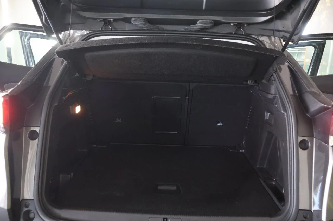 Peugeot 3008 - View model 33