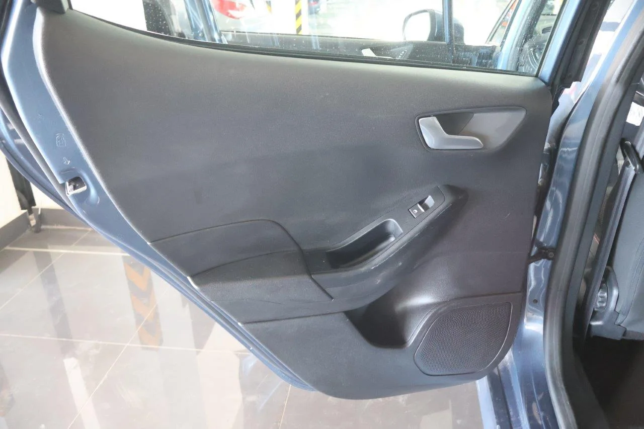 Ford Fiesta - View model 28