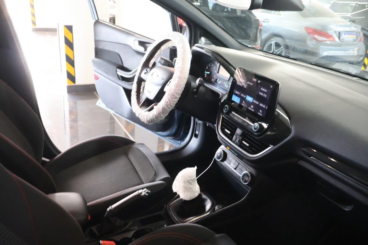 Ford Fiesta - View model 32