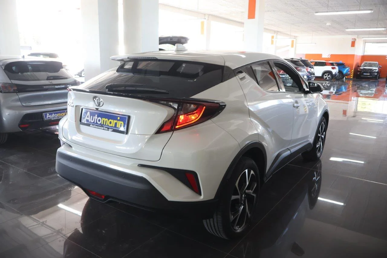 View 5 - Toyota C-HR - 2020