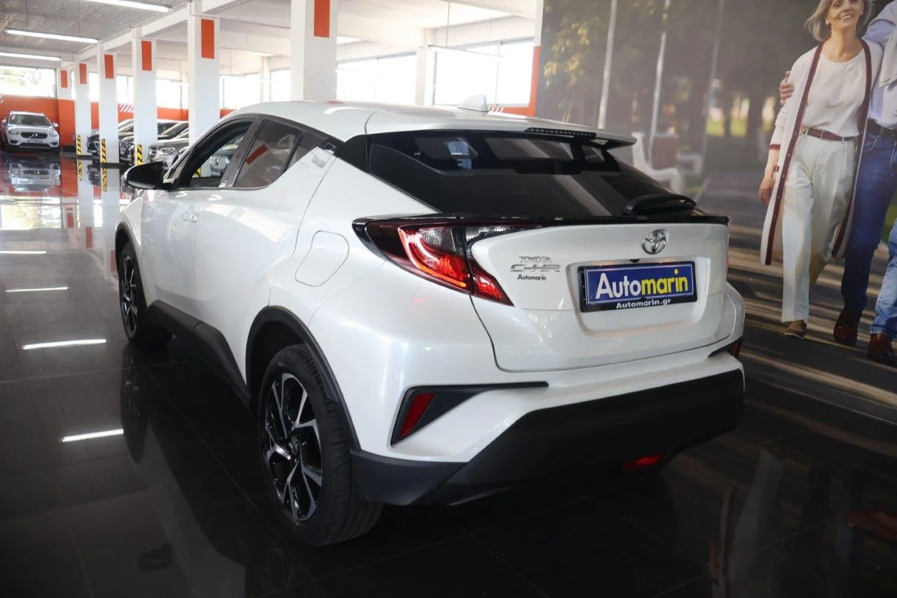 Toyota C-HR - View model 6