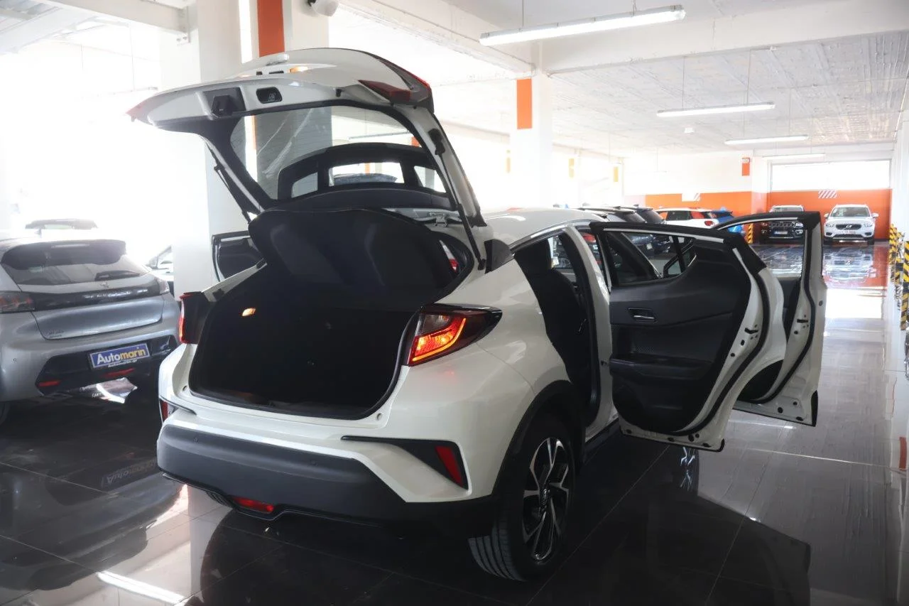 Toyota C-HR - View model 7