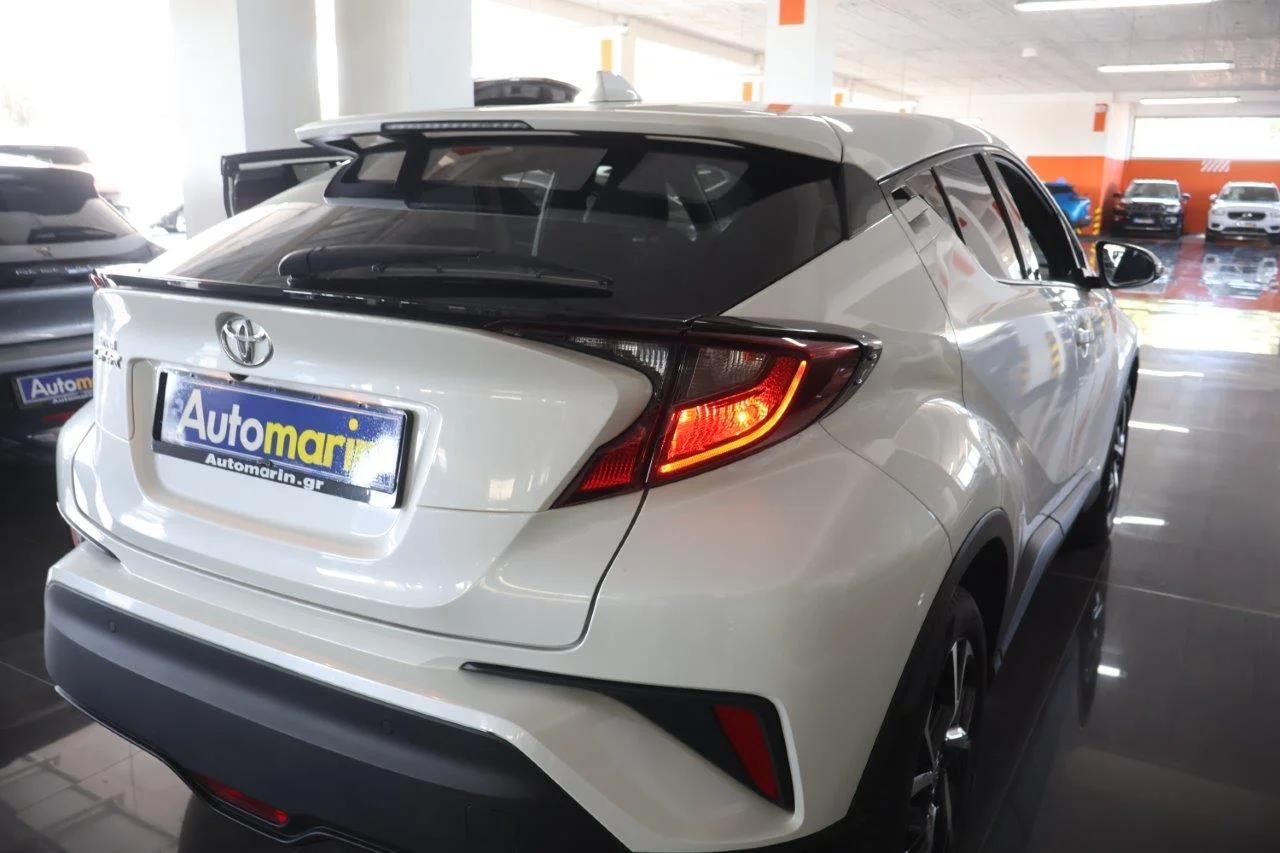 Toyota C-HR - View model 10