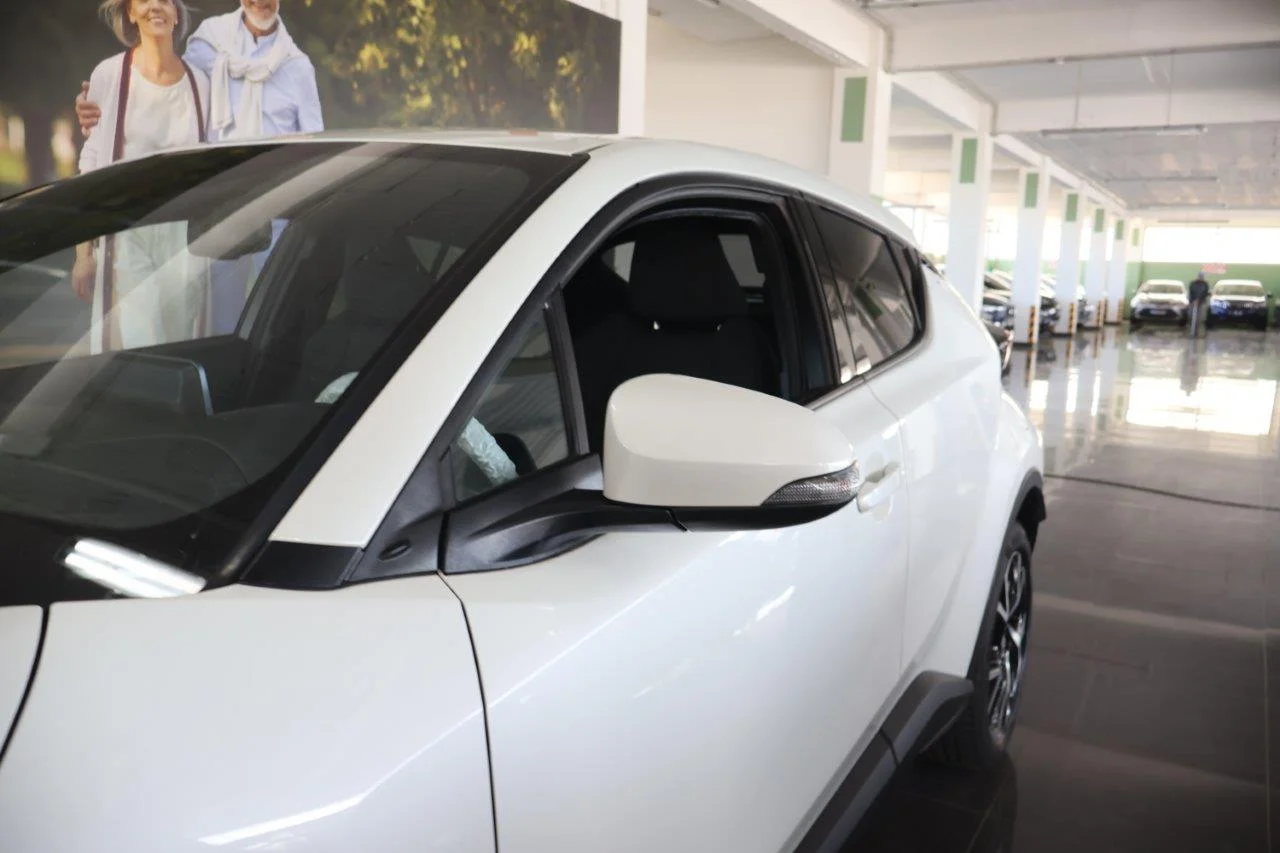 Toyota C-HR - View model 13