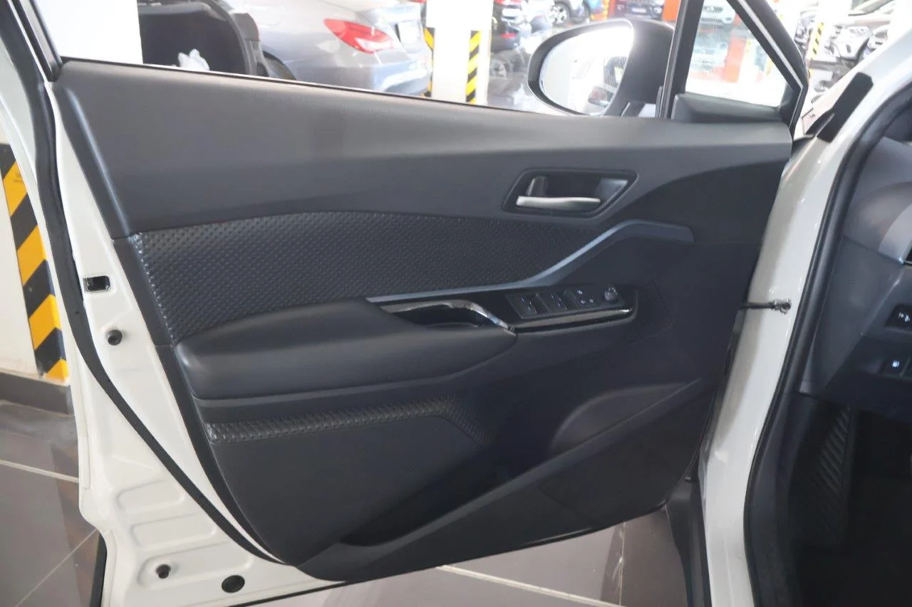 Toyota C-HR - View model 24