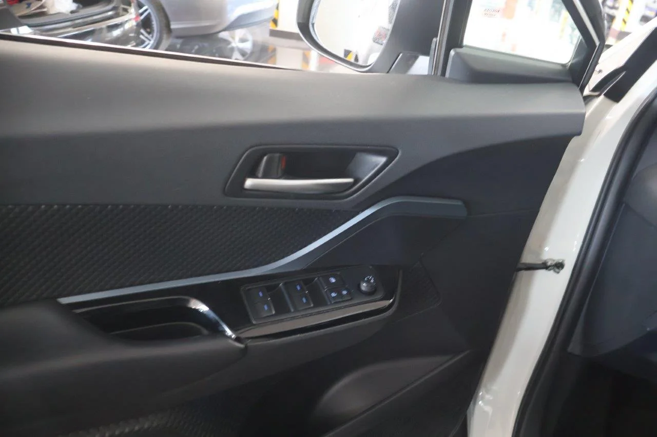 Toyota C-HR - View model 25