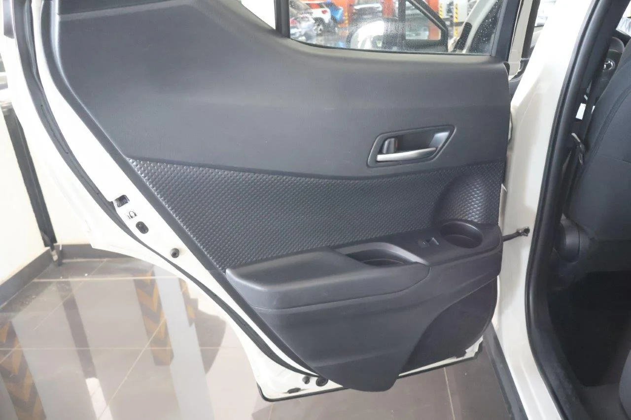 Toyota C-HR - View model 29