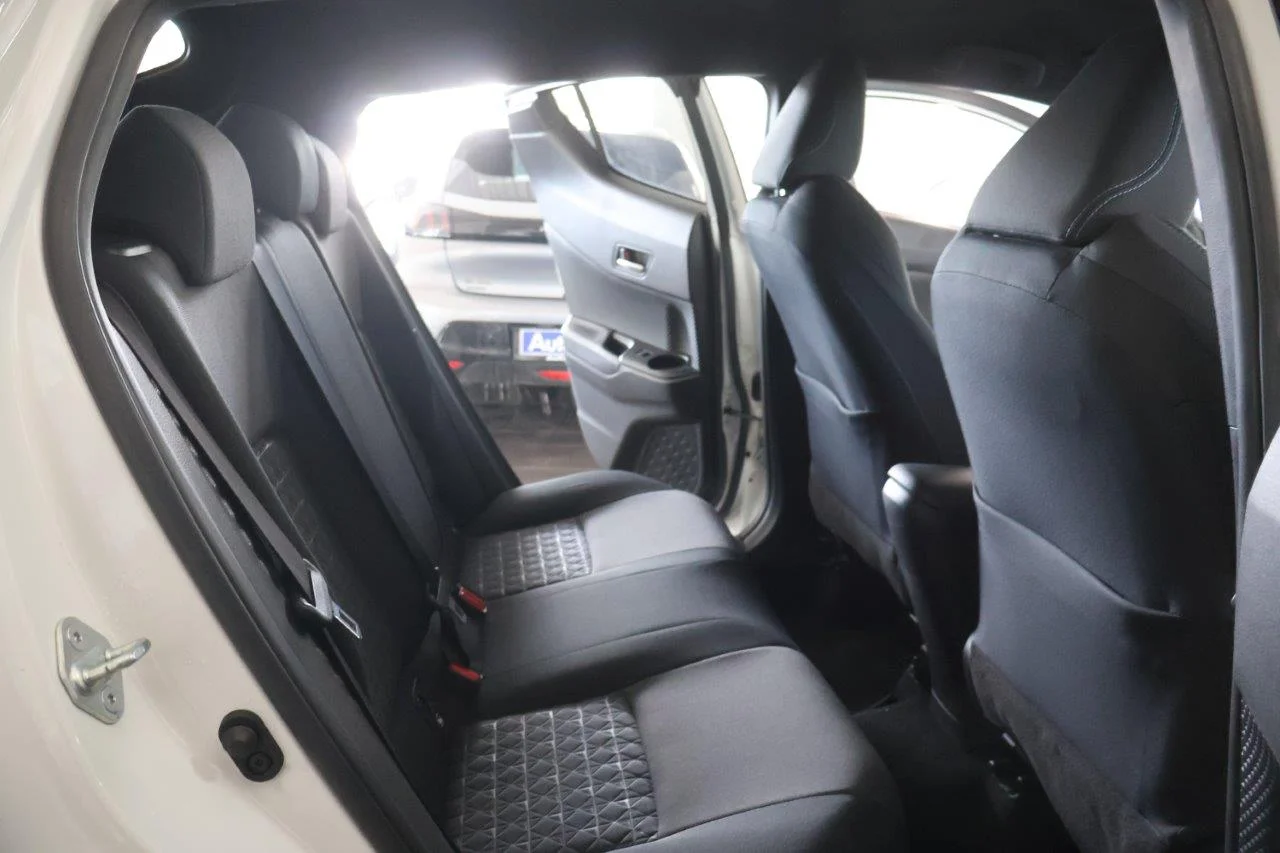 Toyota C-HR - View model 31