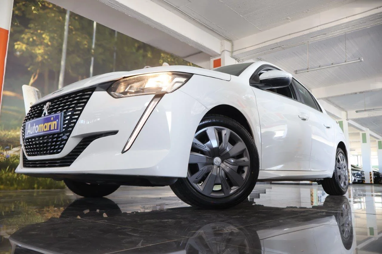 View 2 - Peugeot 208 - 2020