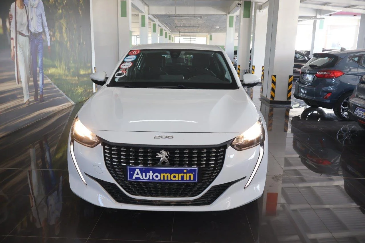 View 3 - Peugeot 208 - 2020