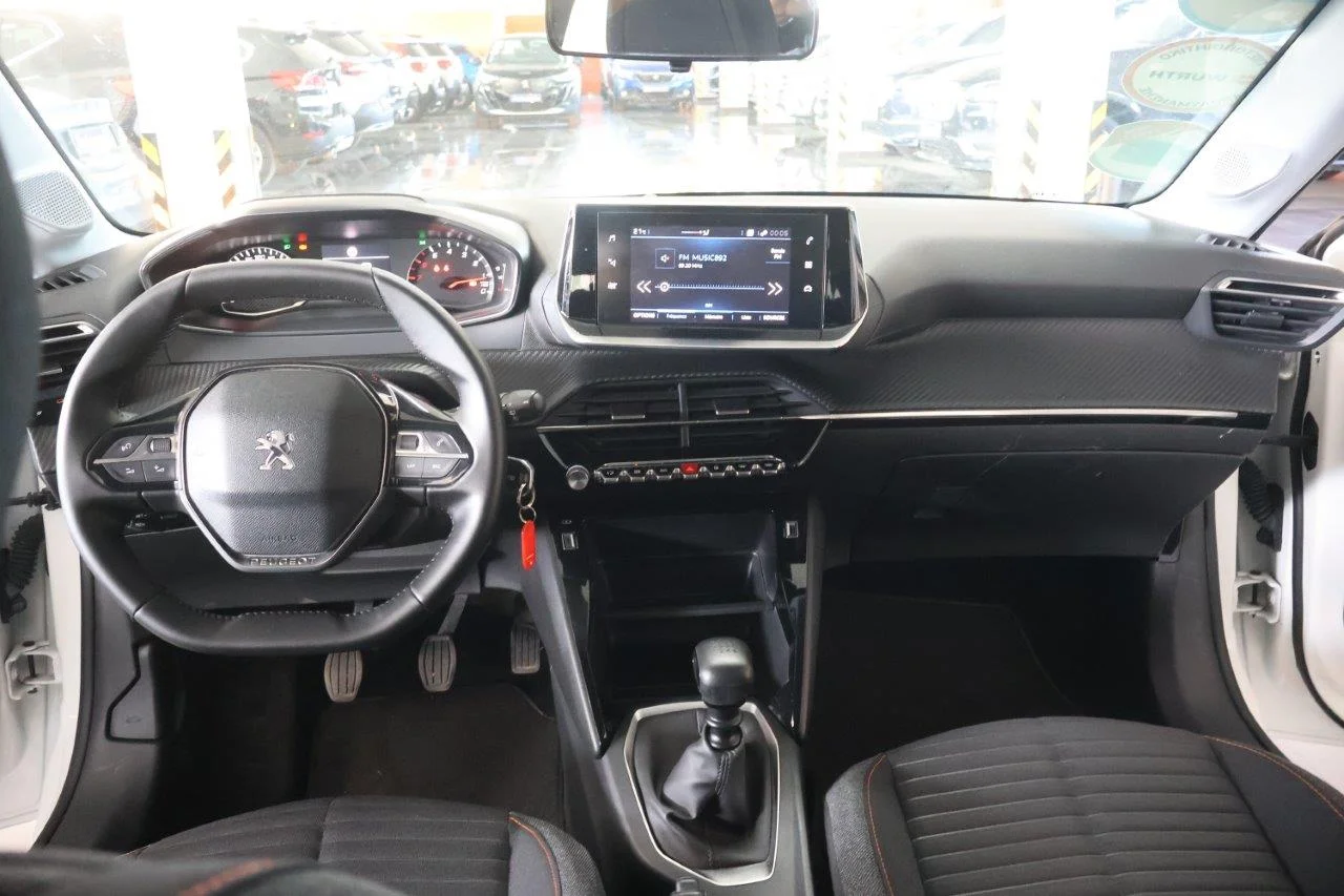 Peugeot 208 - View model 21
