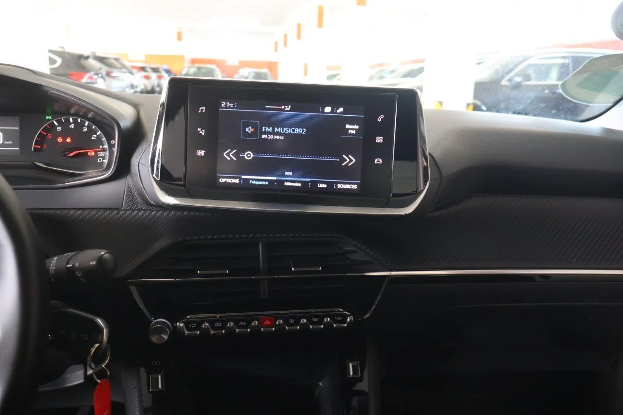 Peugeot 208 - View model 22