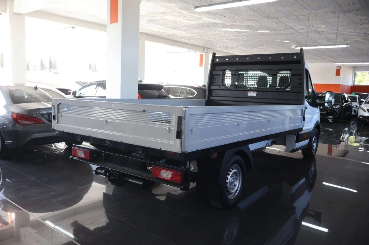 View 5 - Ford Transit - 2020