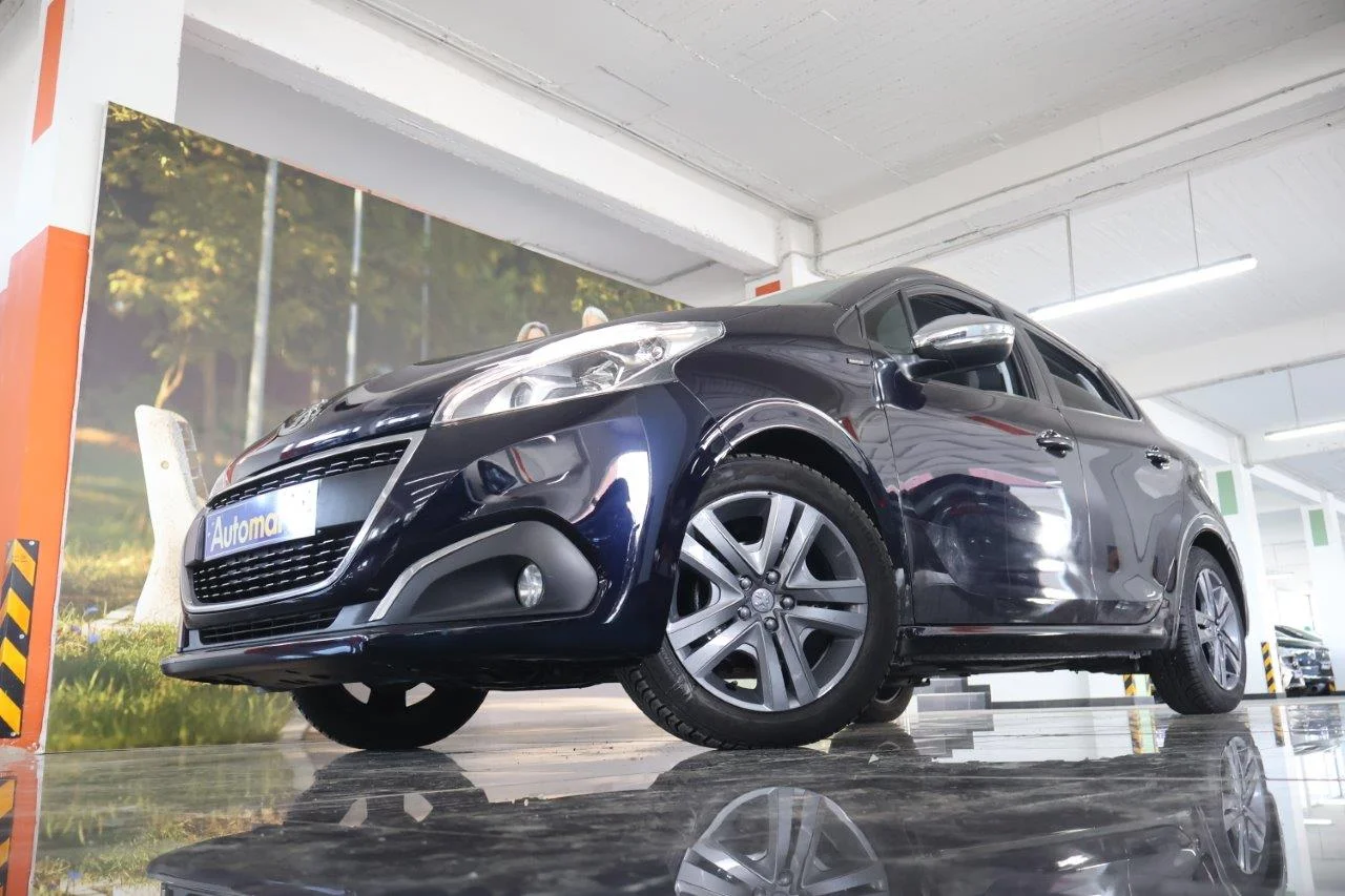 View 2 - Peugeot 208 - 2019