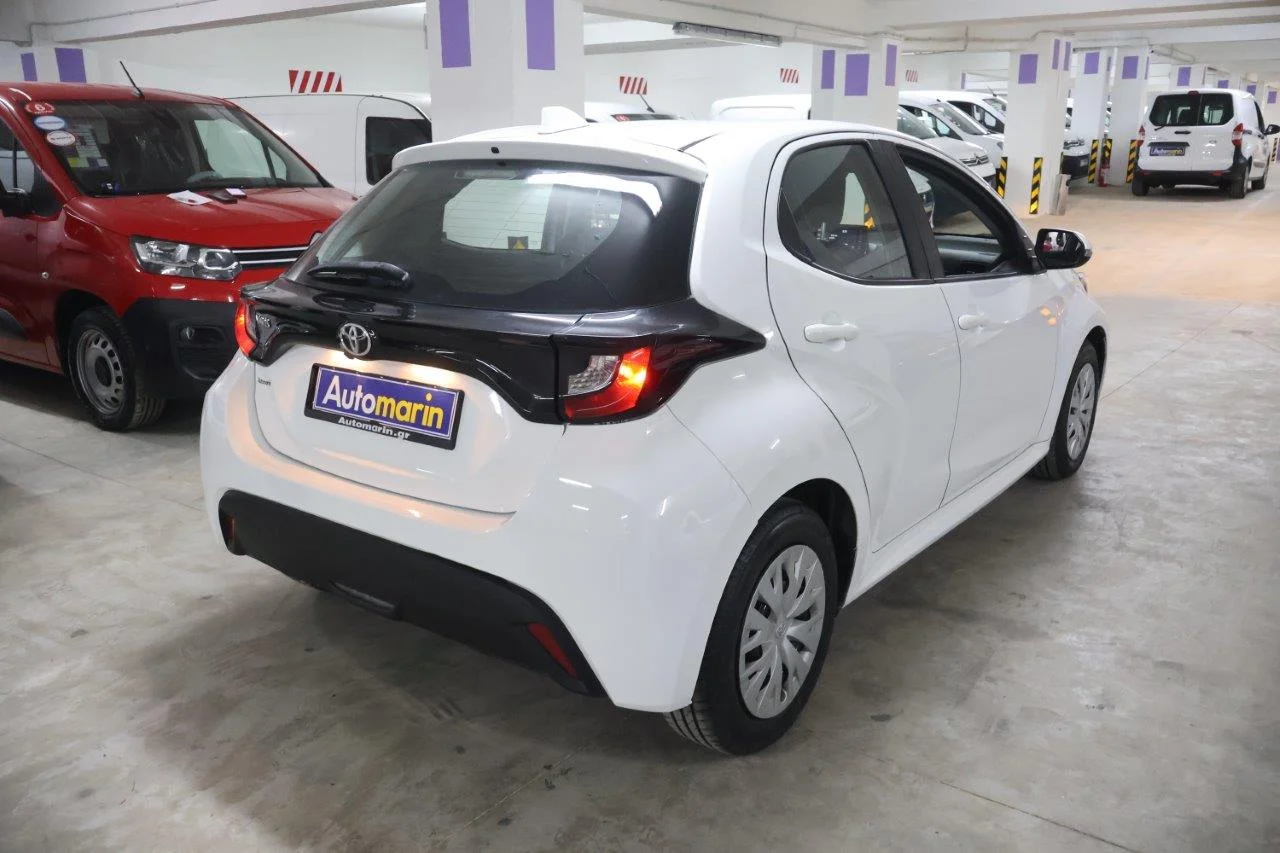 View 5 - Toyota Yaris - 2022