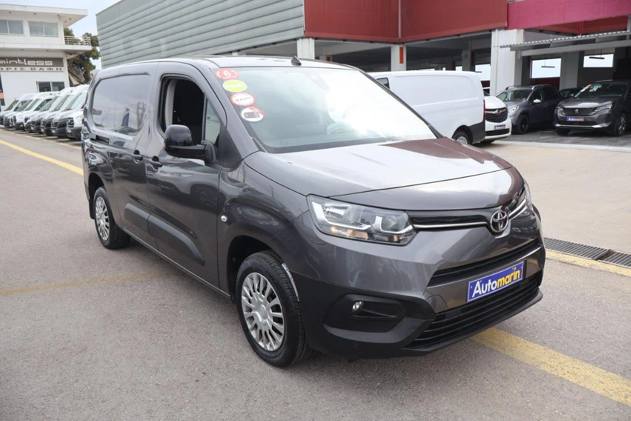 View 4 - Toyota Proace - 2021