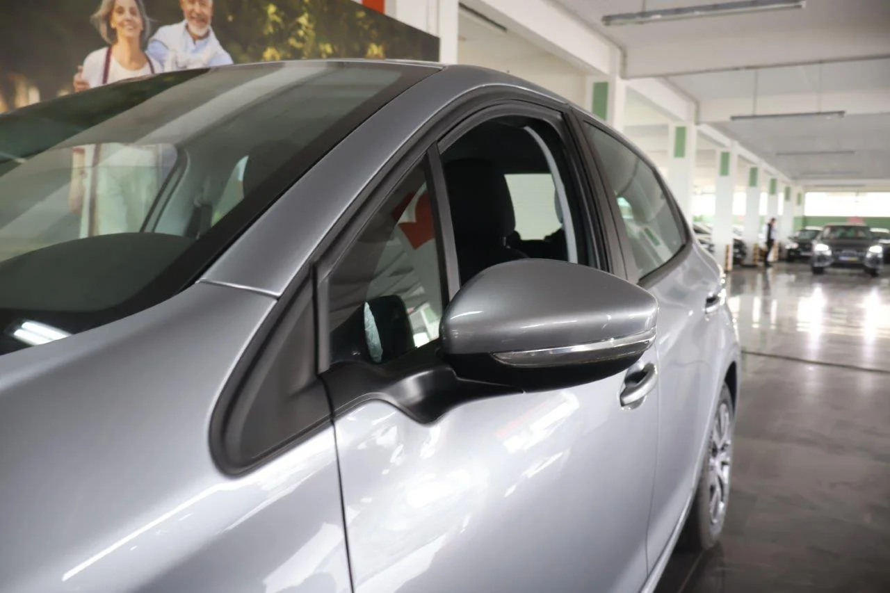 Peugeot 208 - View model 15