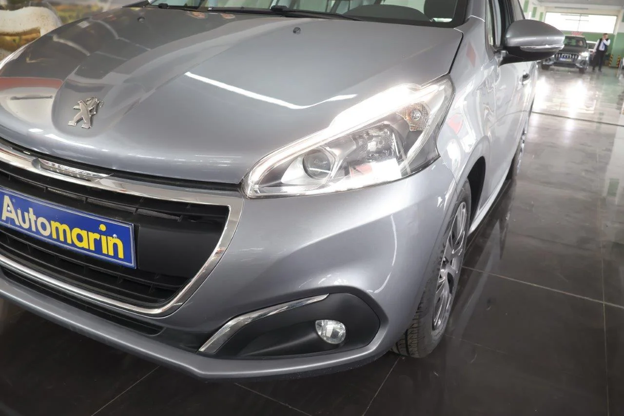 Peugeot 208 - View model 17