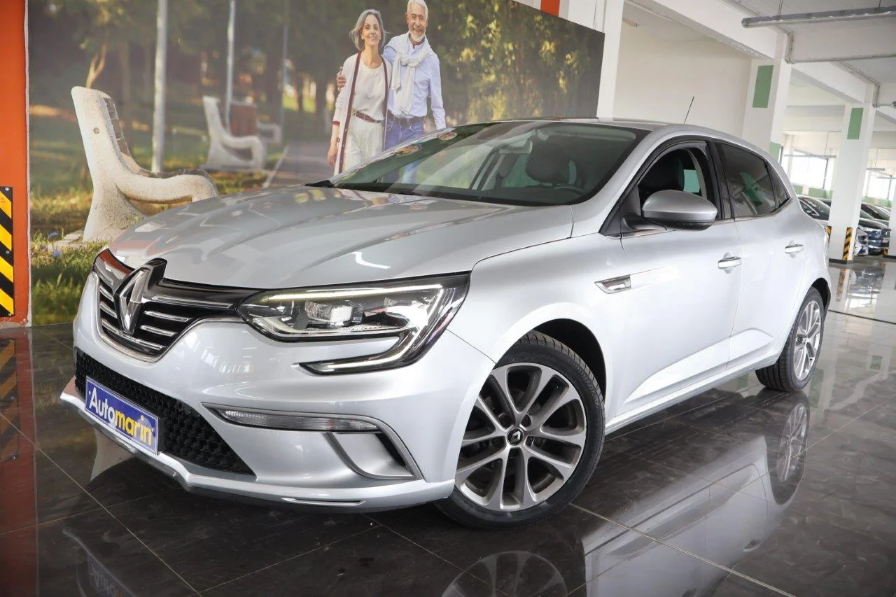 View 1 - Renault Megane - 2017