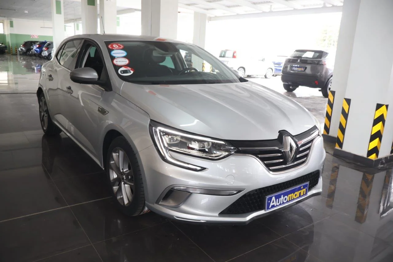 View 4 - Renault Megane - 2017