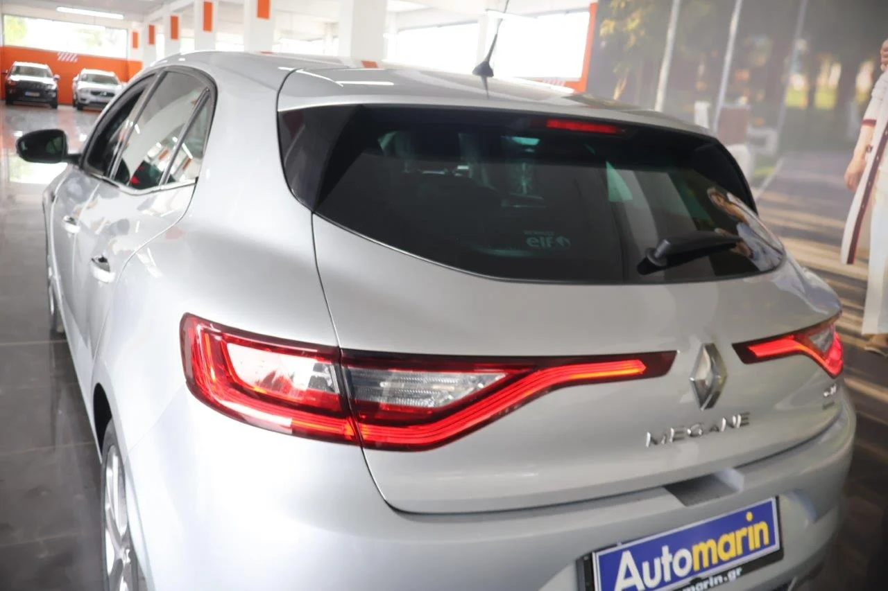 Renault Megane - View model 11