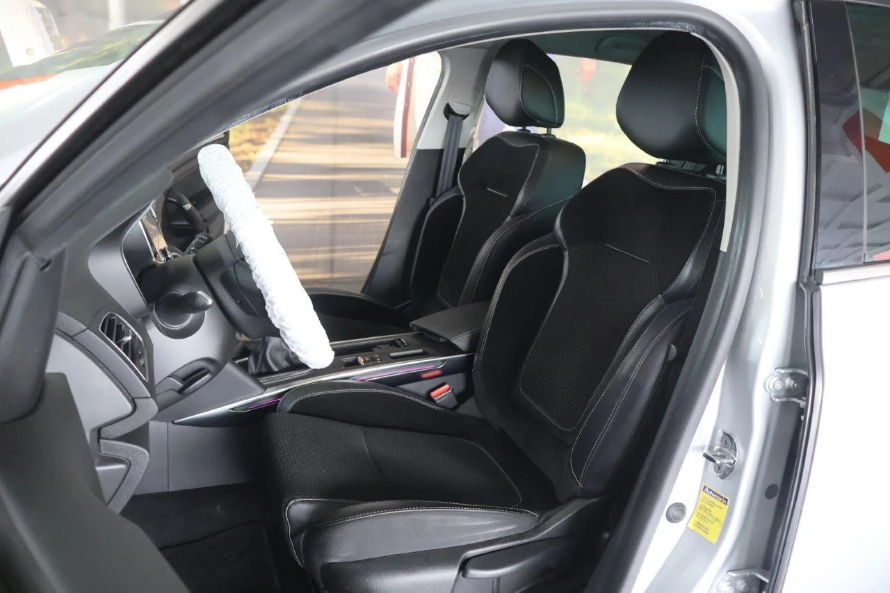 Renault Megane - View model 27