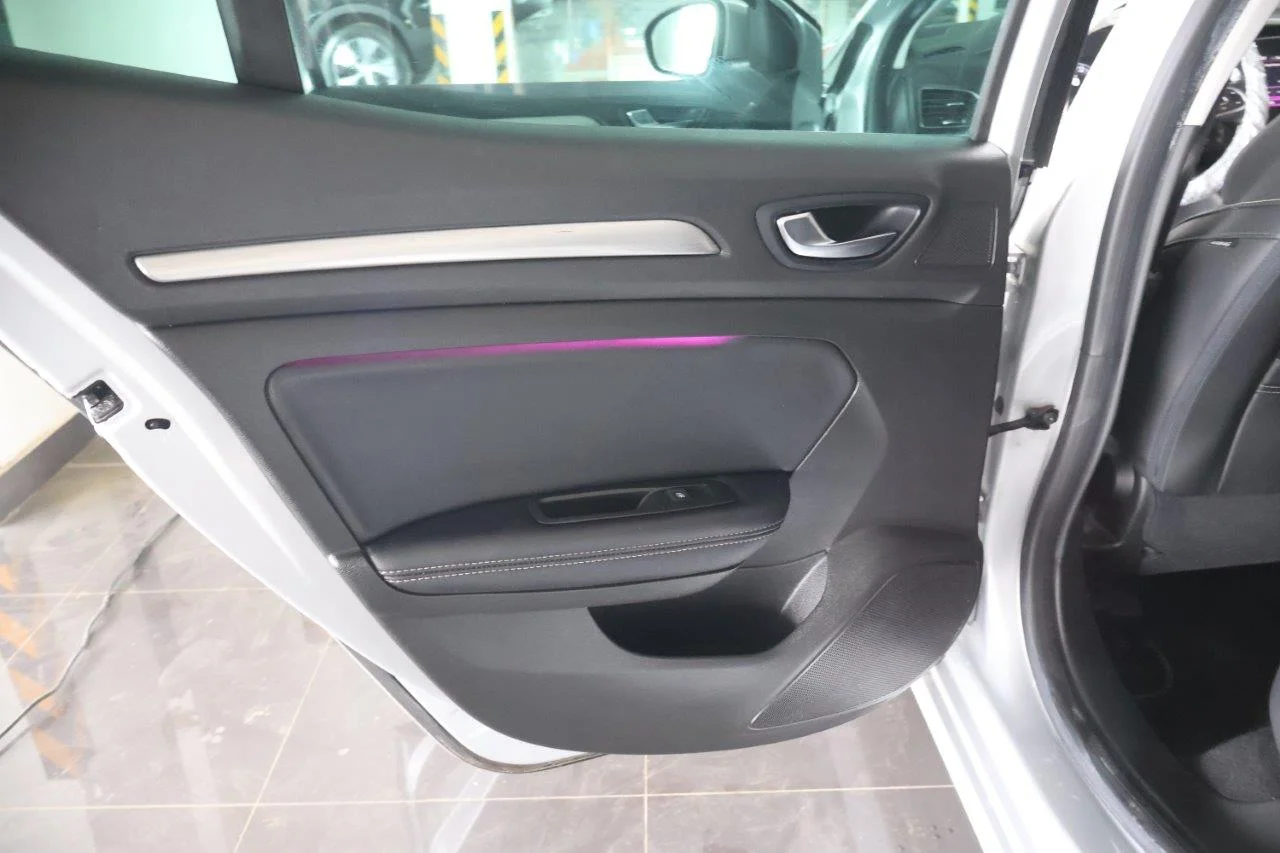 Renault Megane - View model 30
