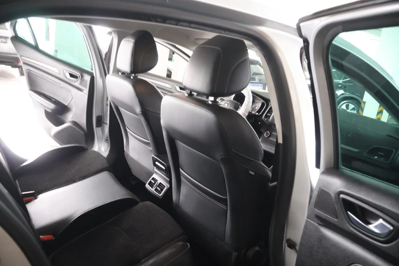 Renault Megane - View model 31