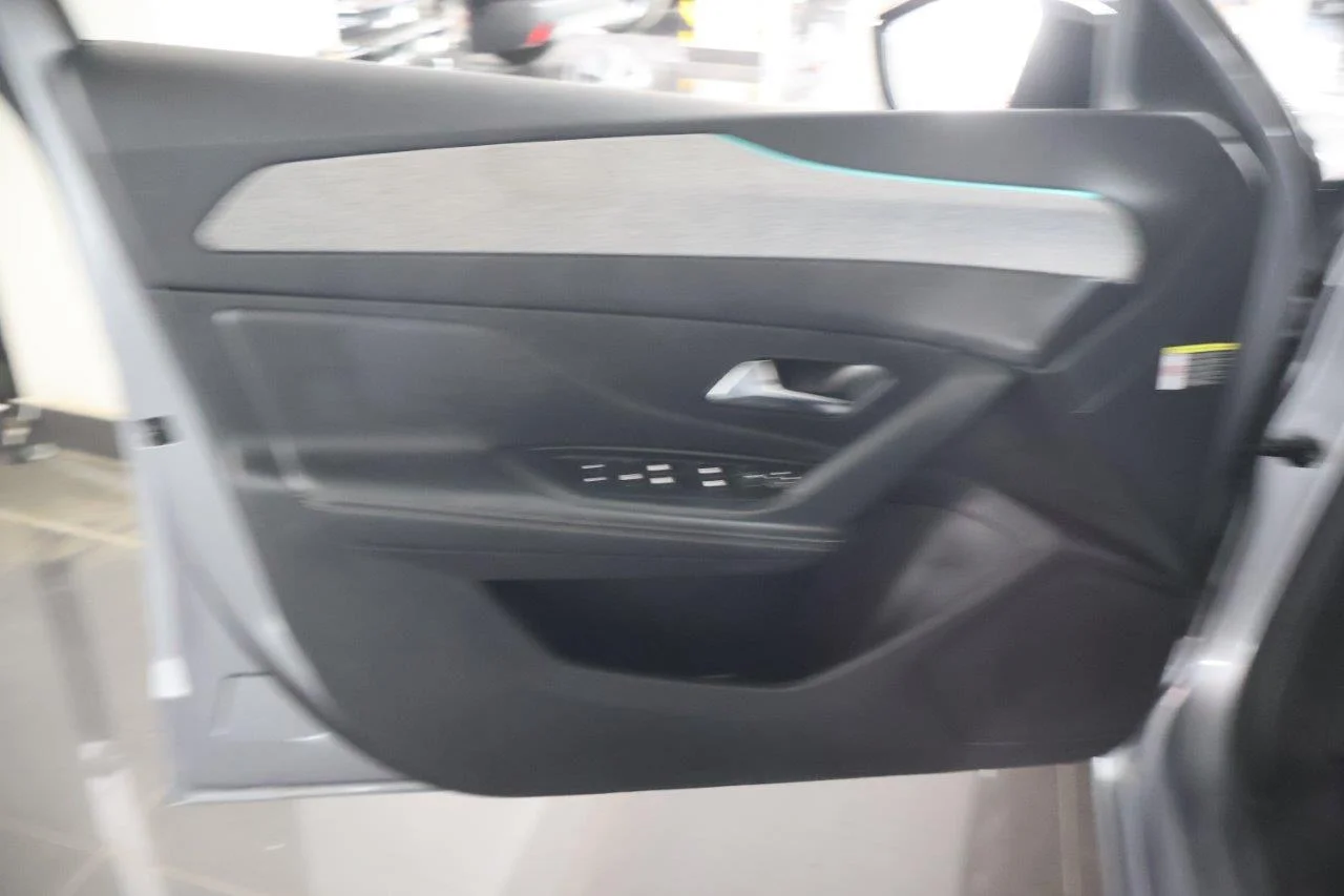 Peugeot 308 - View model 24