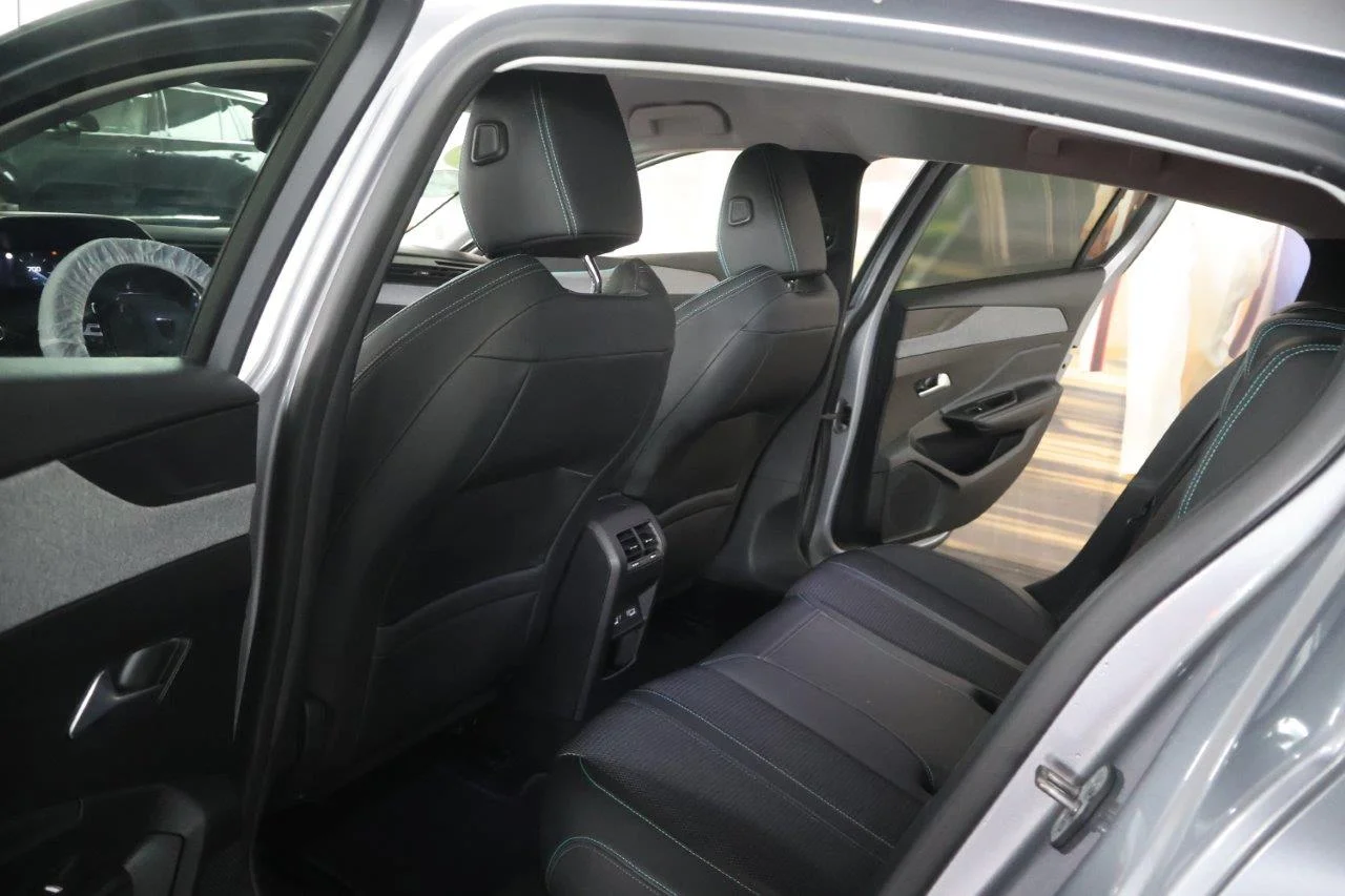 Peugeot 308 - View model 27