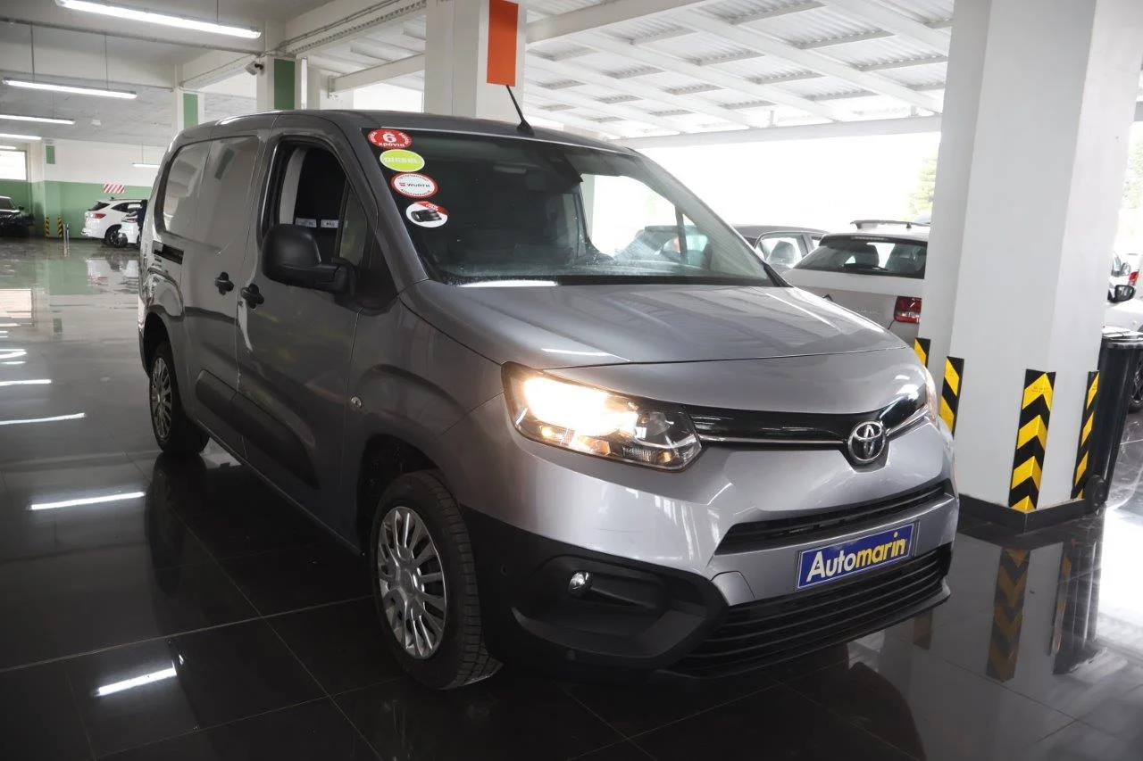 View 4 - Toyota Proace - 2021