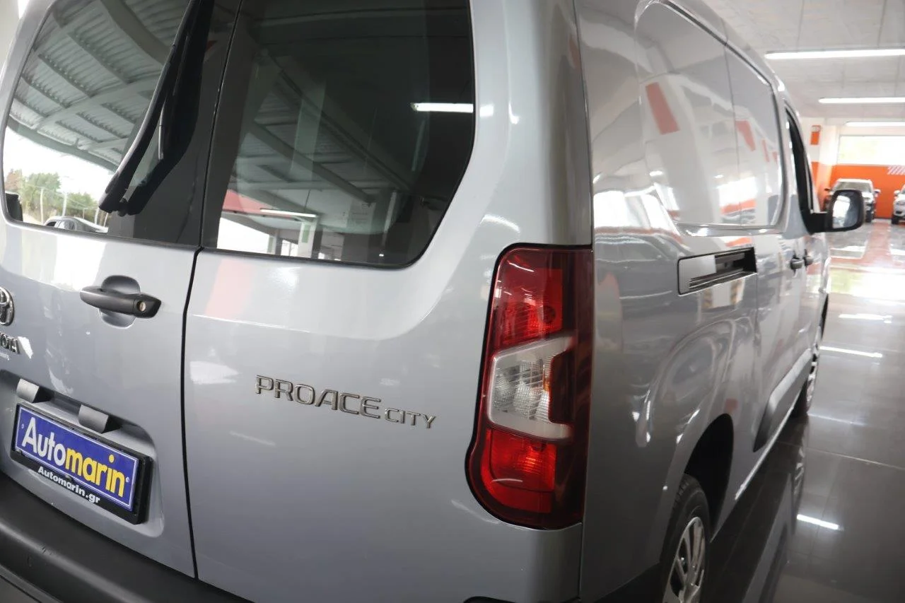 Toyota Proace - View model 11